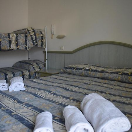 קאטוליקה Hotel Ginevra E Residence מראה חיצוני תמונה
