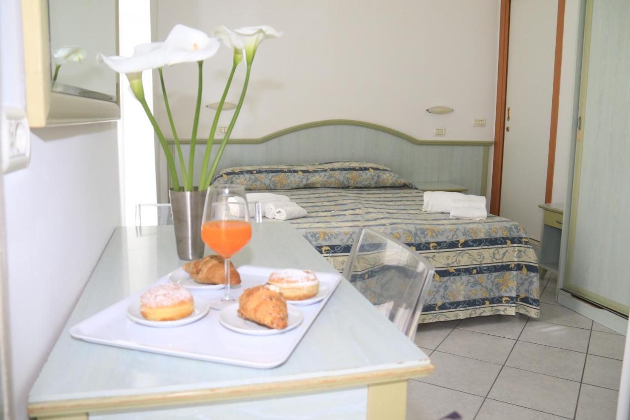 קאטוליקה Hotel Ginevra E Residence מראה חיצוני תמונה